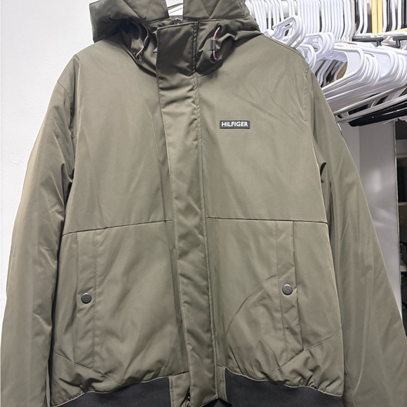 Men's Tommy Hilfiger Olive Jacket - Picture 1 of 9